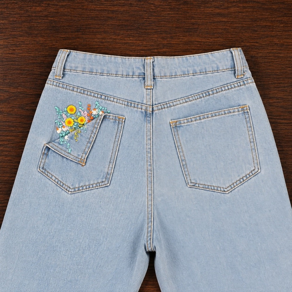 Dazy Floral Embroidered Wide Leg Jeans Light Wash Side Slit Denim Pants Medium